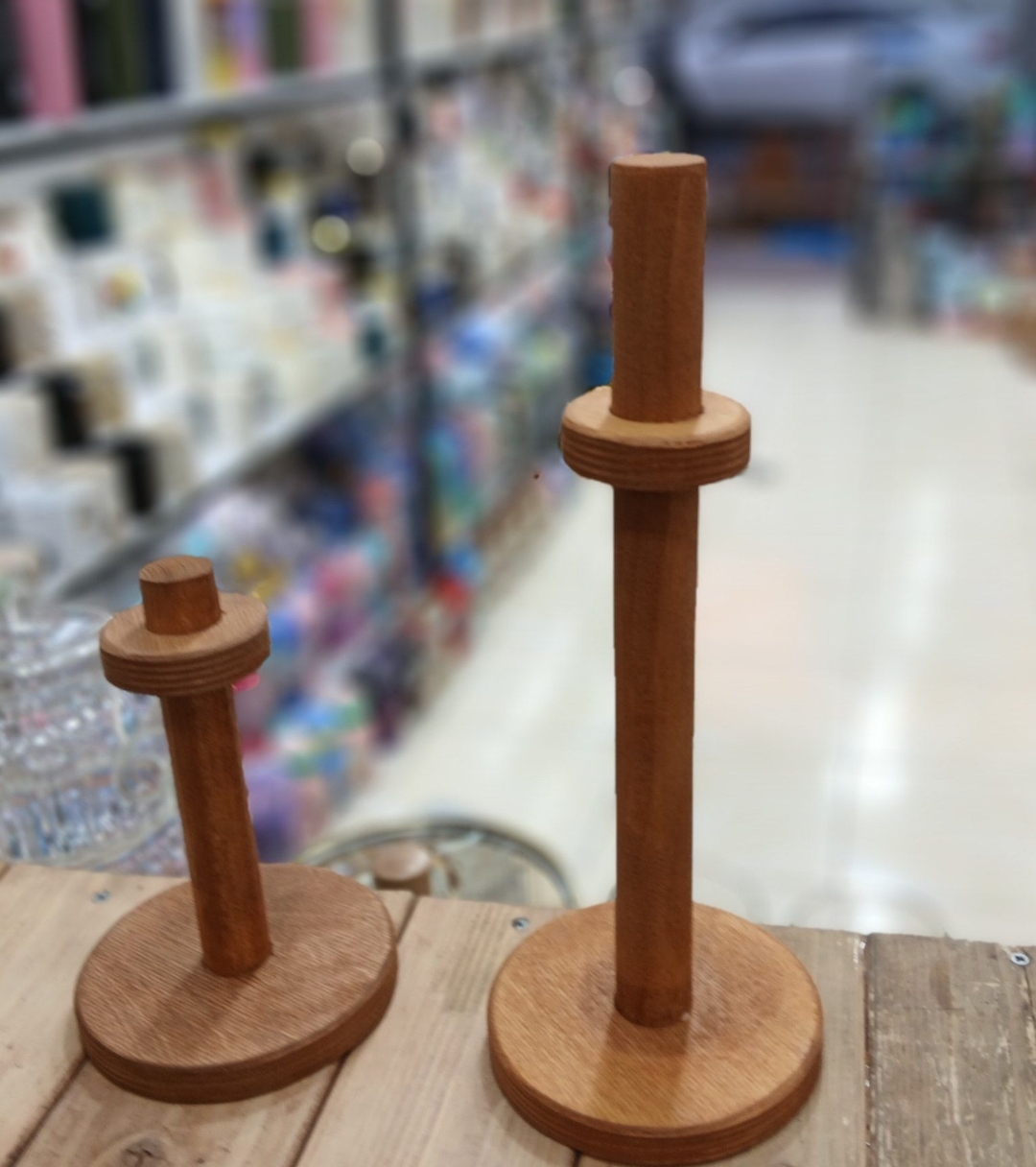 استند دستمال رولی دو سایز مختلف